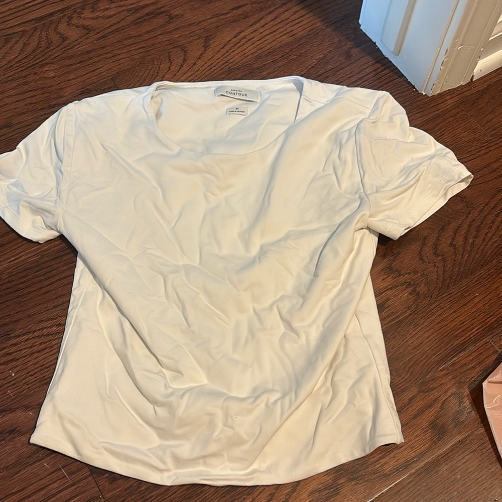 White contour shirt